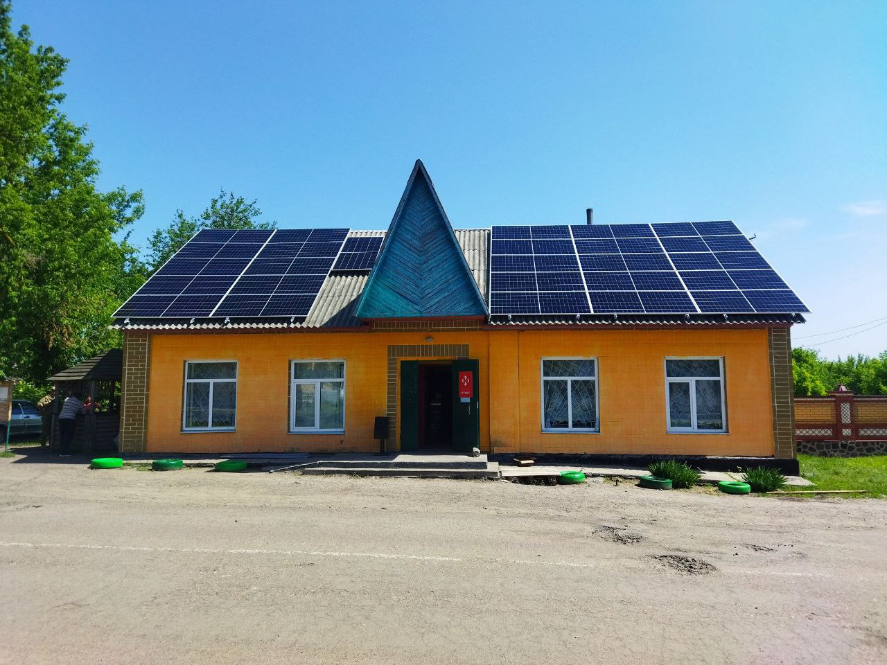 СЕС на двохрядному столі